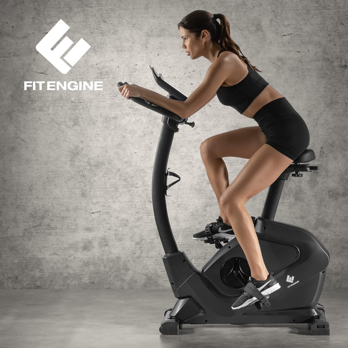 FitEngine Heimtrainer & Ergometer mit professionellem Aluminium-Schwungrad | 24 Widerstandsstufen, 28 Trainingsprogramme, verstellbarer Sportsattel, App-kompatibel | Bis 120kg, 195cm Größe